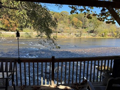 (private lake, pond, creek) Home Sale Pending in Bryson City North Carolina