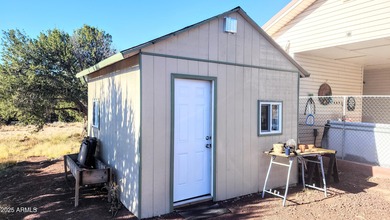 Discover this charming home nestled in a fantastic neighborhood - photo 4