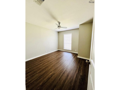Updated 3 bedroom, 2 bath Country Club home on a corner lot! The - photo 13