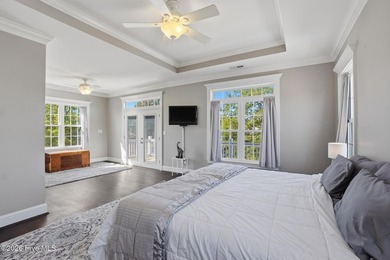 Discover this exceptional custom-built cottage-style retreat - photo 15