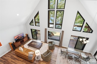 Peaceful waterfront retreat nestled on a beautifully wooded lot - photo 23