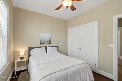 Discover this exceptional custom-built cottage-style retreat - photo 24