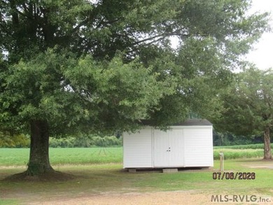 WELL MAINTAINED HOME. HAS A WHEELCHAIR RAMP.HOME IS - photo 6