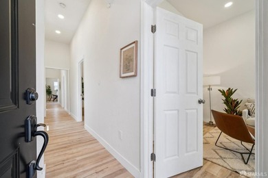 Rare opportunity to own a fully remodeled, fully vacant duplex - photo 6