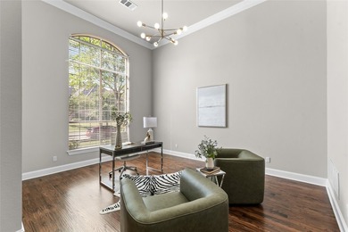 Welcome to this beautiful, gorgeous, elegantly updated residence - photo 15