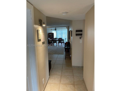 Bright and spacious, ground-floor corner unit, offering comfort - photo 3