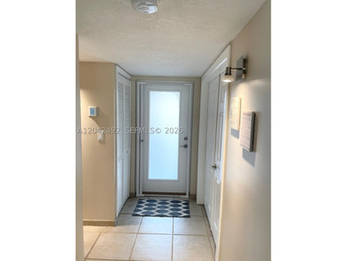 Bright and spacious, ground-floor corner unit, offering comfort - photo 4