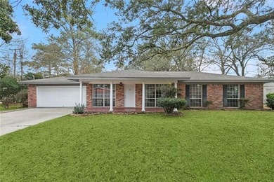 Lake Pontchartrain Home For Sale in Slidell Louisiana
