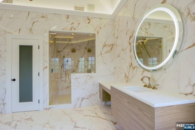 Welcome to an exceptional newly gut-renovated stone colonial - photo 34
