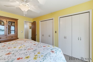 Waterfront Lake Living - photo 17