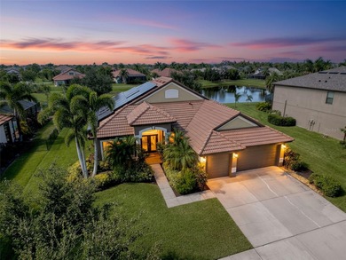 (private lake, pond, creek) Home For Sale in Apollo Beach Florida