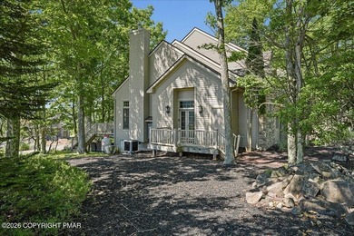 Well-maintained contemporary townhome located in the highly - photo 3