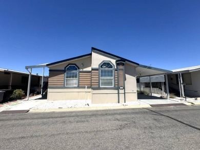 Lake Home For Sale in Hemet, California