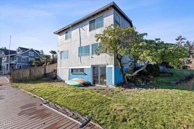 Lake Home For Sale in Lincoln City, Oregon