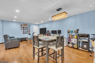 Welcome to this beautifully maintained, 2-bedroom, 1-bath - photo 5