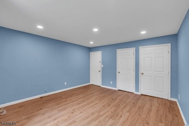 Welcome to this beautifully maintained, 2-bedroom, 1-bath - photo 8