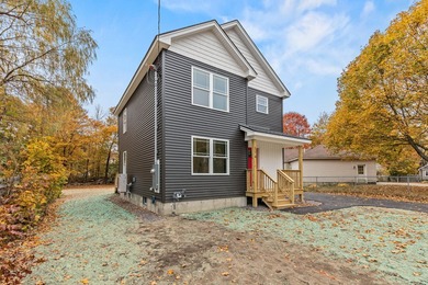 Thoughtfully designed with simple living in mind, this 3 bedroom - photo 30