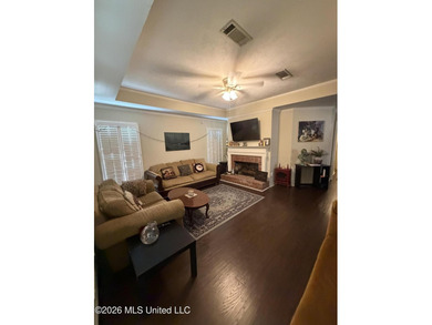 ON THE WATER in Chelsea Isle in Cobblestone. This 3 bedroom, 2 - photo 4