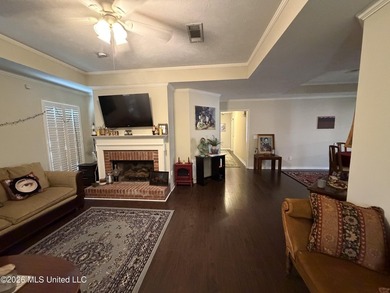 ON THE WATER in Chelsea Isle in Cobblestone. This 3 bedroom, 2 - photo 5