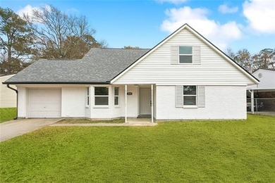 Lake Pontchartrain Home For Sale in Slidell Louisiana