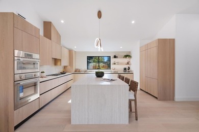 Stunning Fully Reimagined Luxury Residence in One of Los Altos - photo 17