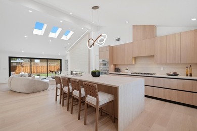 Stunning Fully Reimagined Luxury Residence in One of Los Altos - photo 21