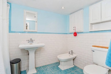 Welcome to a rare and enchanting property in the prestigious - photo 28