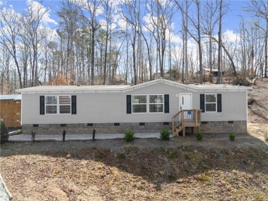 Lake Home For Sale in Gainesville, Georgia