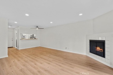 Welcome to effortless downtown living in this beautifully - photo 3
