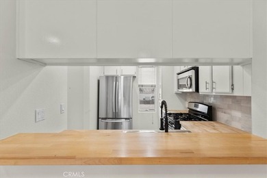 Welcome to effortless downtown living in this beautifully - photo 10