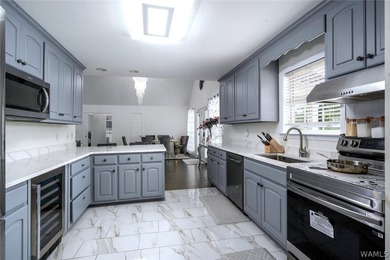Welcome to your dream lake retreat! This beautifully renovated - photo 13