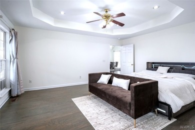 Welcome to your dream lake retreat! This beautifully renovated - photo 16