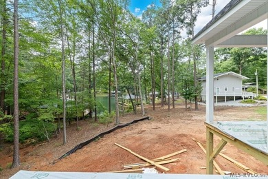 Discover Northern Cove at Lake Gaston! A brand new waterfront - photo 9