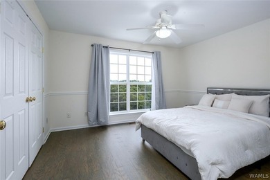 Welcome to your dream lake retreat! This beautifully renovated - photo 19