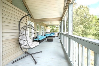 Welcome to your dream lake retreat! This beautifully renovated - photo 22