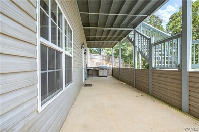 Welcome to your dream lake retreat! This beautifully renovated - photo 31