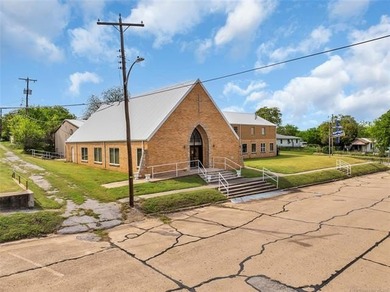 Beautiful historic church, set up for your needs! The sanctuary - photo 34