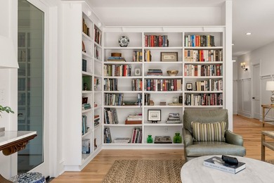 This stunning one-story home, built by Steve Koenig and designed - photo 35
