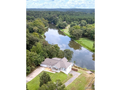 Welcome to your dream lake retreat! This beautifully renovated - photo 38