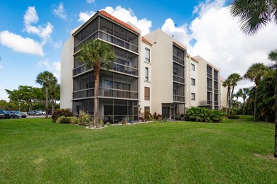 Lake Mangonia Condo For Sale in West Palm Beach Florida