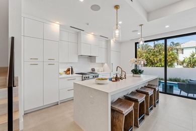 Located in the heart of Delray Beach's vibrant and charming - photo 12
