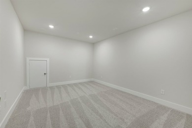 Built by M-I Homes. Welcome to 1116 Hitching Post Way in Oak - photo 28