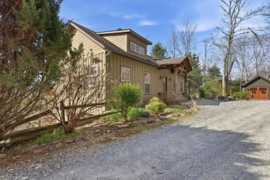 Wake up to great views of Lake Nantahala from this beautiful - photo 33