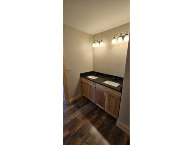 Newly Constructed- King's River Home - photo 9