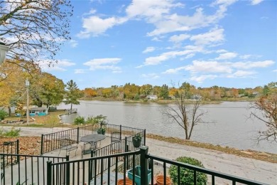 Lake Home For Sale in Houston Lake, Missouri