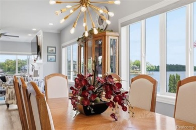 Lobdell Lakefront!! Vacant buildable lot next door is included - photo 21