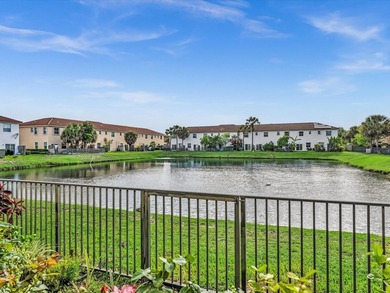 Discover the ultimate living experience in this stunning - photo 33