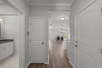 Brand-New One-Level Townhome Near Diamond Lakes Park Welcome to