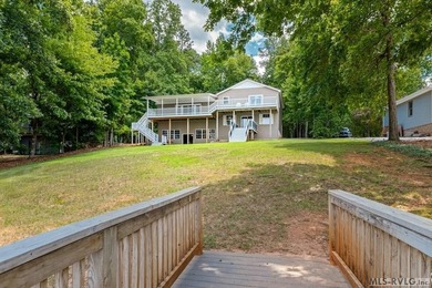 Things change but what buyers want on Lake Gaston has never - photo 5