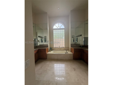 Welcome to Weston Hills-Weston's most coveted community-where - photo 6